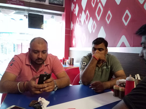 U.S.Pizza, Raj Complex, Mirchai bari chowk, Mirchai, Patna, Bihar 854105, India, Restaurant, state BR