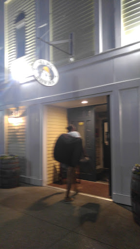 American Restaurant «Sea Dog Brew Pub», reviews and photos, 23 Whites Path, Yarmouth, MA 02664, USA