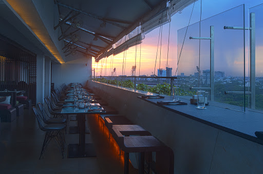 On The Edge Restaurant