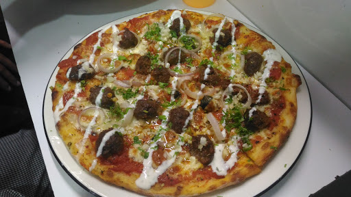 Pizza Express, Unit No. 1, Ground Floor, Crystal Paradise, Ambivali Village, Off Veera Desai Road, Andheri West, Mumbai, Maharashtra 400053, India, Pizza_Takeaway, state MH