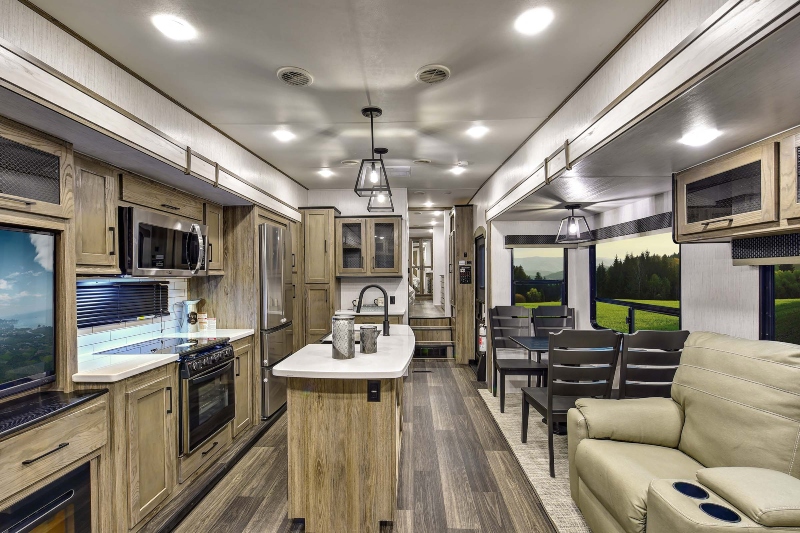 Travel Trailers Made With Azdel Panels Heartland Elkridge 37FBH Interior