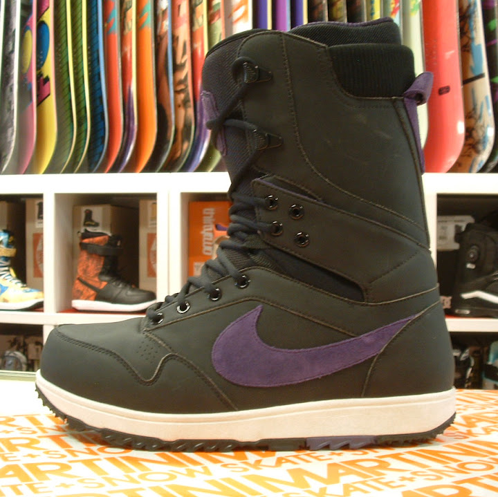 nike danny kass snowboard boots