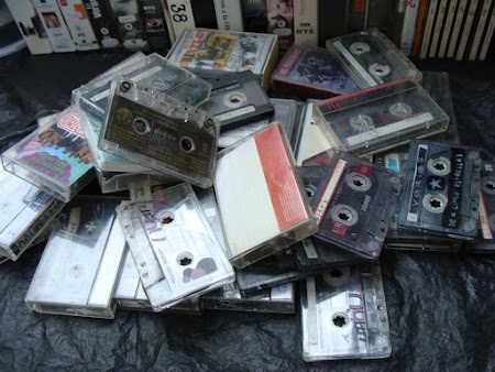 Garage sale (Cassettes)