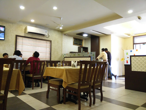 Zaara Cafe and Restaurant, Opposite Civil Hospital, Ambedkar Road, Belagavi, Karnataka 590001, India, Non_Vegetarian_Restaurant, state KA
