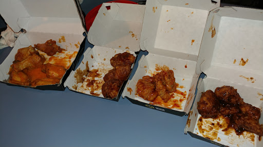 Chicken Wings Restaurant «Buffalo Wild Wings», reviews and photos, 774 N Main St, Springboro, OH 45066, USA