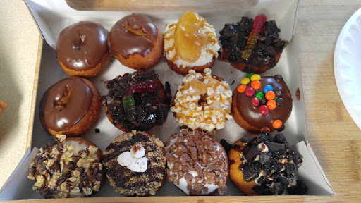 Donut Shop «Peace, Love and Little Donuts», reviews and photos, 4745 William Penn Hwy, Monroeville, PA 15146, USA
