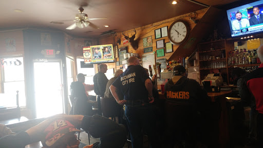 Pub «McCoy Creek Tavern», reviews and photos, 215 E Front St, Buchanan, MI 49107, USA