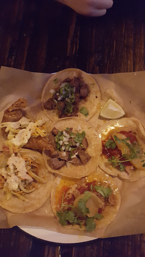 Mexican Restaurant «Broken English Taco Pub», reviews and photos, 75 E Lake St, Chicago, IL 60601, USA