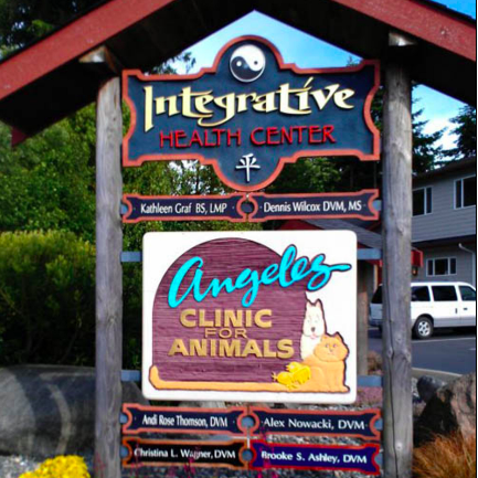 Angeles Clinic for Animals logo