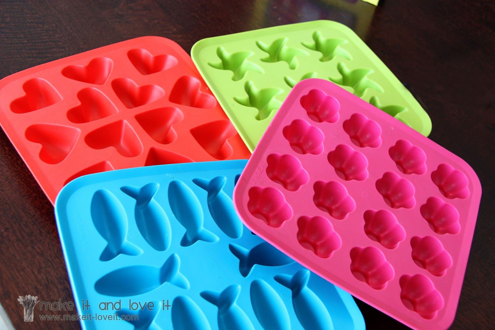 Making Crayons using molds {Craft Camp}