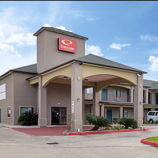 Econo Lodge & Suites