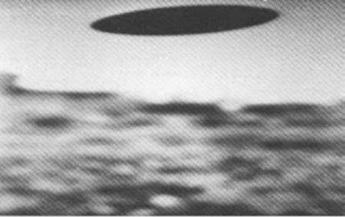 Ufo Gives A Kelowna Man The Fright Of His Life West Of Kamloops British Columbia