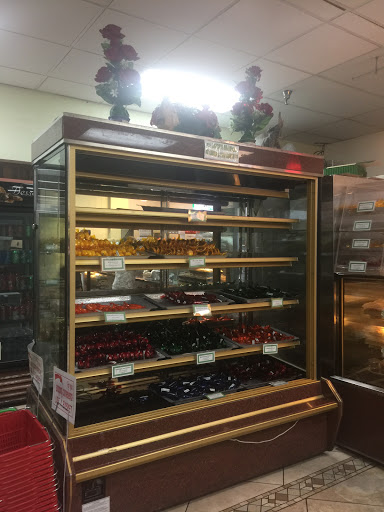 Bakery «Luisa & Son Bake Shop & Cafe», reviews and photos, 11620 1/2 South St, Artesia, CA 90701, USA