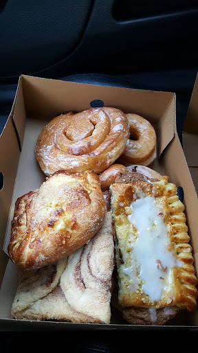 Bakery «Treat Box Bakery», reviews and photos, 11400 Donner Pass Rd, Truckee, CA 96161, USA