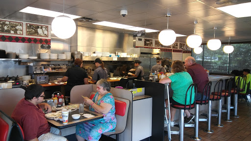 Breakfast Restaurant «Waffle House», reviews and photos, 2480 E Hwy 50, Clermont, FL 34711, USA