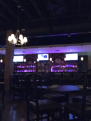 Bar & Grill «Louisiana St. Grill», reviews and photos, 350 E Louisiana St, McKinney, TX 75069, USA