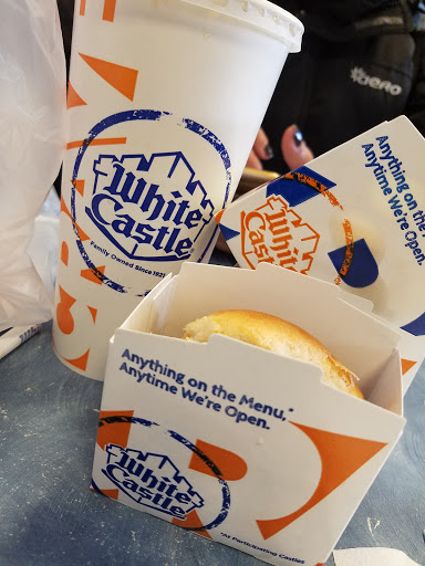 Fast Food Restaurant «White Castle», reviews and photos, 2094 7th Ave, New York, NY 10027, USA