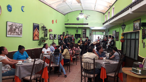 Cocina Doña Elma, Colotlan 16, Miguel Auza, ZAC, México, Centro, 98330 Miguel Auza, México, Restaurantes o cafeterías | ZAC