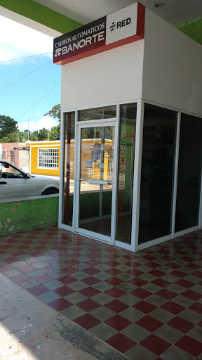 Cajero Banorte, Calle 19-A 19, Chicxulub, Yuc., México, Cajeros automáticos | YUC