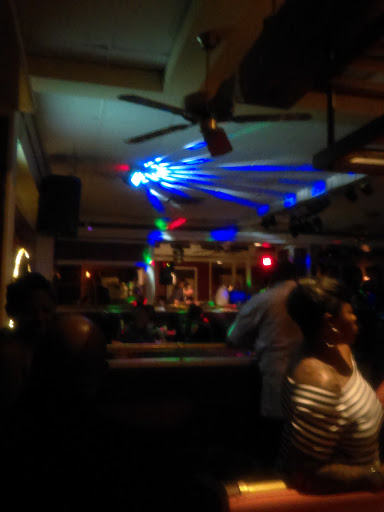 Bar «Bay Street Restaurant & Lounge», reviews and photos, 5910 Princess Garden Pkwy, Lanham, MD 20706, USA