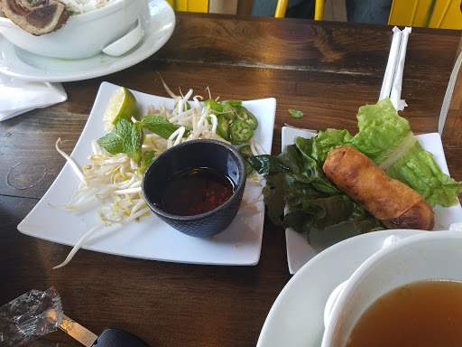 Vietnamese Restaurant «Ginger and Lemongrass», reviews and photos, 1008 Clintonville St, Whitestone, NY 11357, USA
