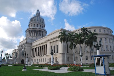 Photos of El Capitolio