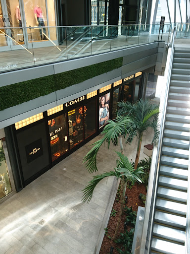 Shopping Mall «Brickell City Centre», reviews and photos, 701 S Miami Ave, Miami, FL 33131, USA
