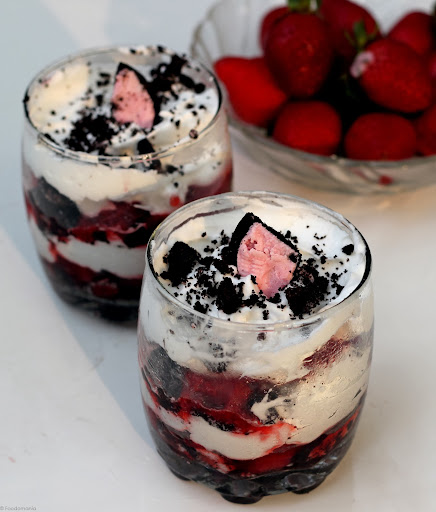 Strawberry Cookies and Cream Recipe | Easy Trifle Desserts