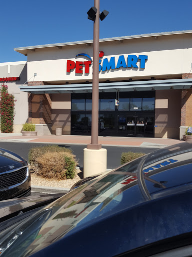 Pet Supply Store «PetSmart», reviews and photos, 555 S Cotton Ln, Goodyear, AZ 85338, USA