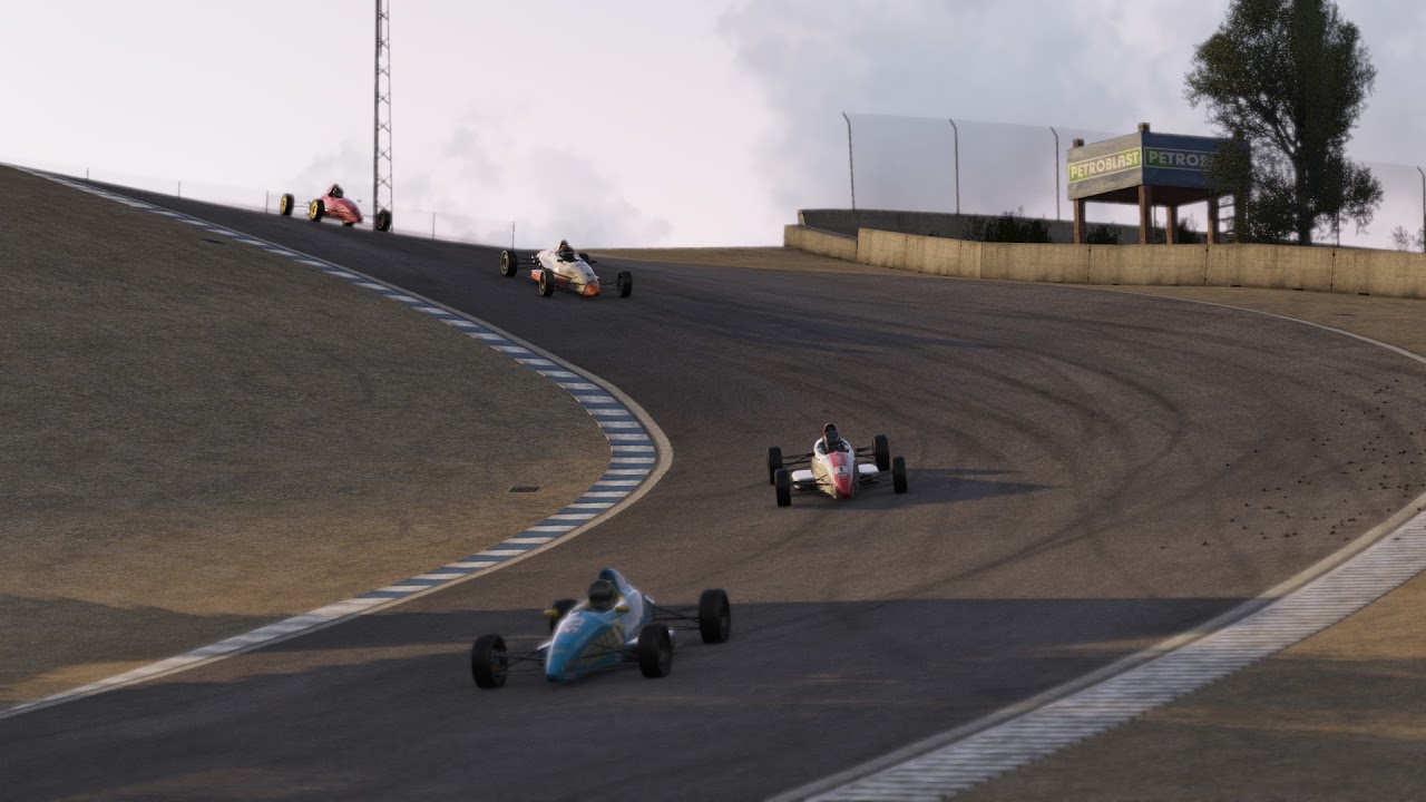 pCARS_2013_05_04_21_02_51_290.jpg