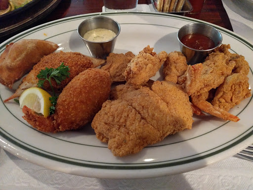 Seafood Restaurant «Goode Company Seafood», reviews and photos, 10211 Katy Fwy, Houston, TX 77024, USA