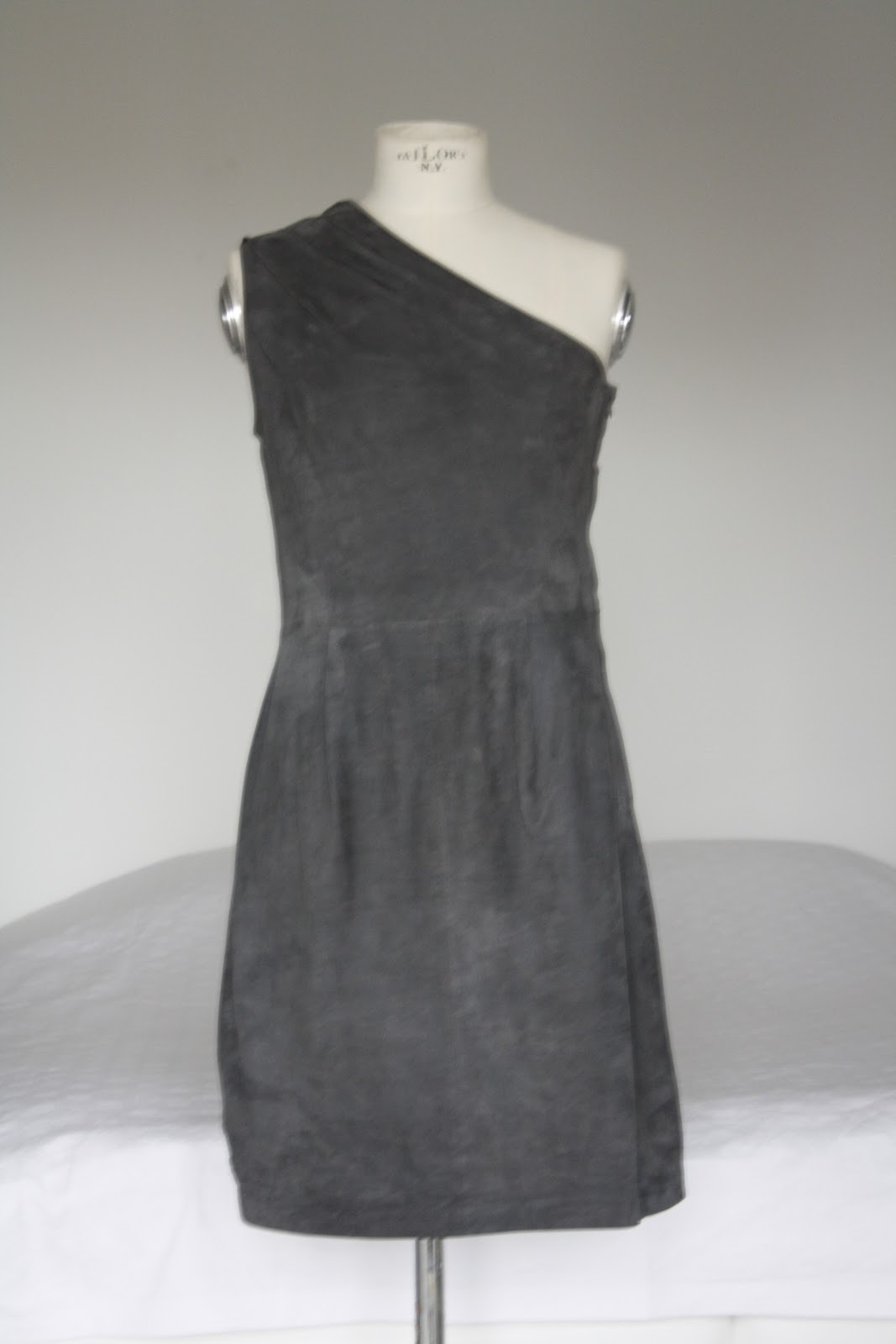 jimmy choo black dress