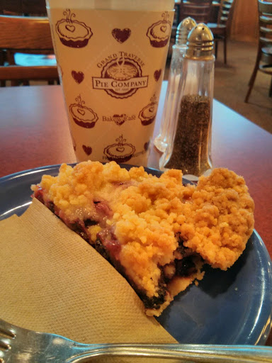 Restaurant «Grand Traverse Pie Company», reviews and photos, 1446 W Maple Rd, Troy, MI 48084, USA