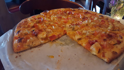 Pizza Restaurant «Zingarella Pizzeria & Ice Cream Cafe», reviews and photos, 83 W Main St, Plantsville, CT 06479, USA