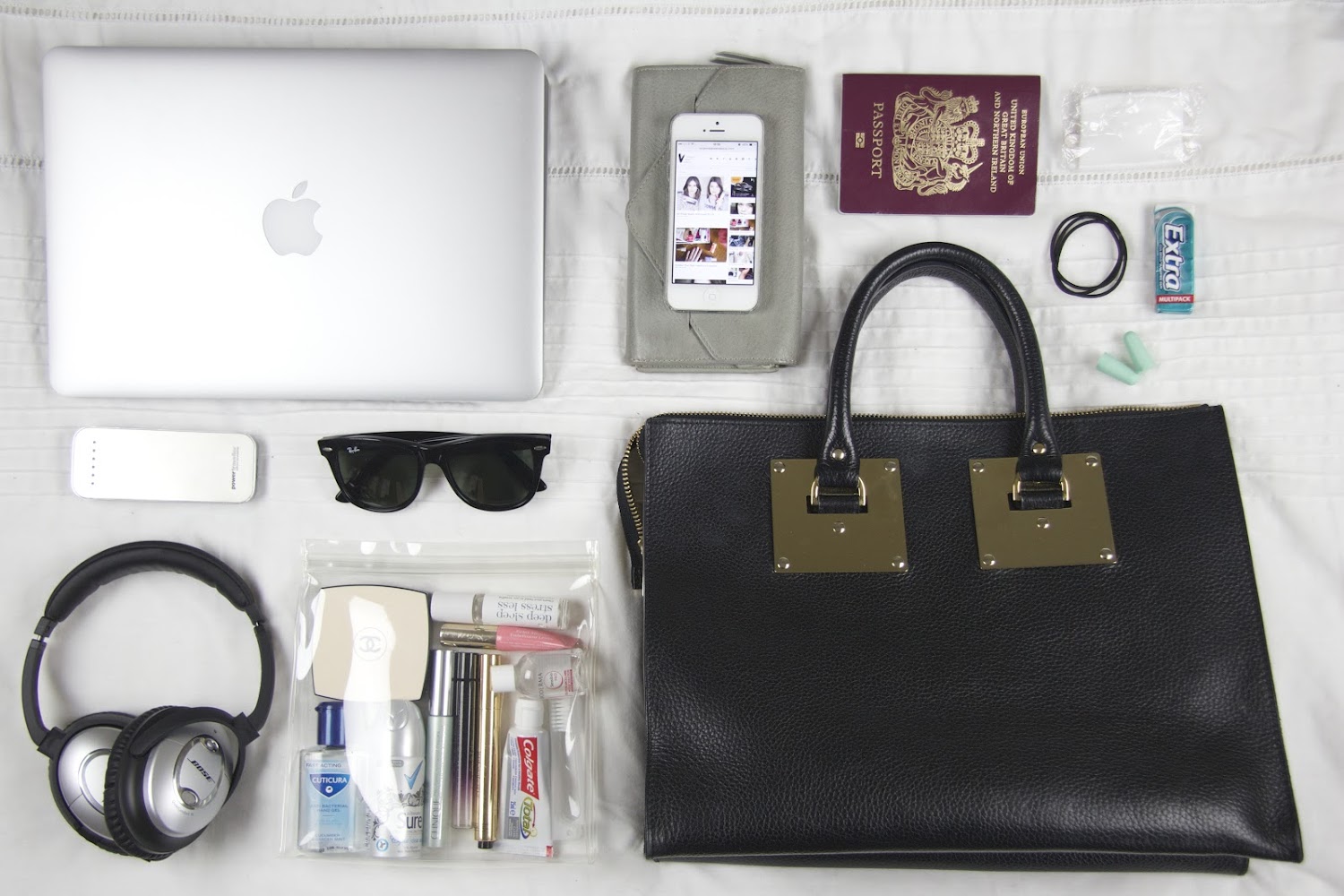 Hand Luggage Heroes – The Anna Edit