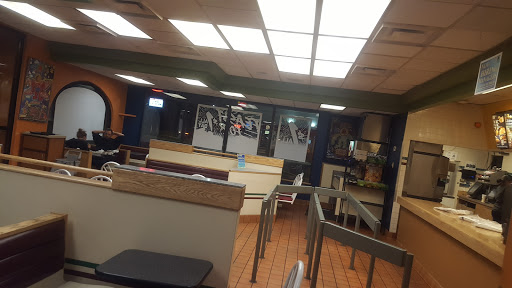 Mexican Restaurant «Taco Bell», reviews and photos, 45590 N Gratiot Ave, Macomb, MI 48042, USA