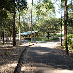 Sealed trail and picnic shelter near Carnley Reserve (400096)