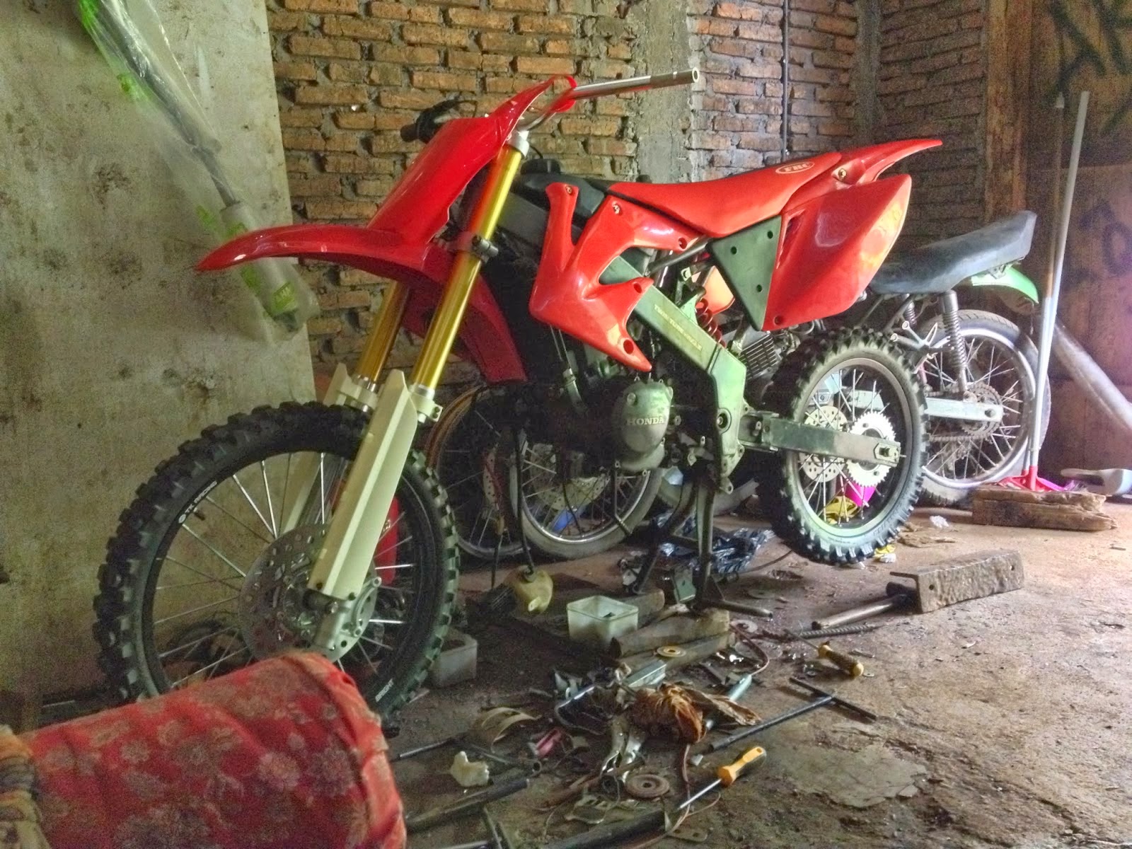  Klx 250 Modifikasi Trail Thecitycyclist