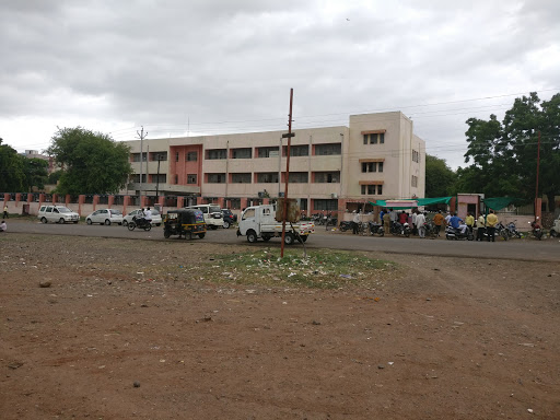 Collector Office Solapur, collectrate compouns, main building, Sidheshwar Peth, Solapur, Maharashtra 413003, India, Local_Government_Offices, state MH