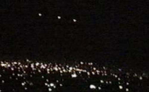 Mass Ufo Sightings Phoenix Lights Ufo Theories Still Swirl 16 Years After Sightings