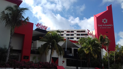 Red Casino, Boulevard Kukulcan Km 16.5, Zona Hotelera, 77500 Cancún, Q.R., México, Casino | GRO