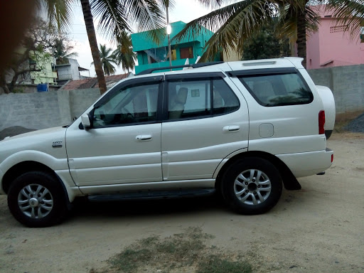 Mahindra First Choice Wheels Limited, NO:5/385, E S G Nagar ,Near AVR Roundana, State Bank Colony,, Salem, Tamil Nadu 636004, India, Secondhand_Shop, state TN