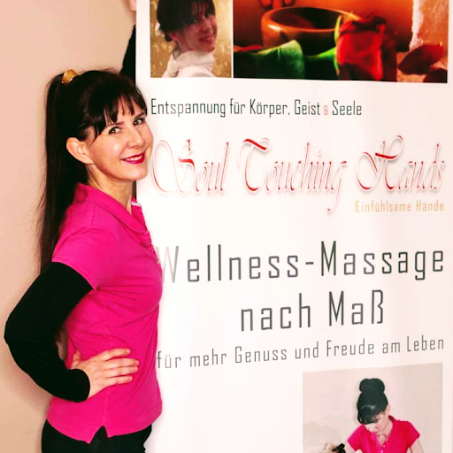 Beate M. Endrödy | Wellness- & Sport-Massagen | SoulTouching Hands - Einfühlsame Hände logo