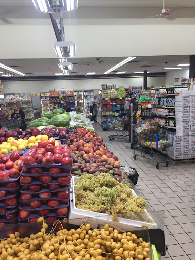 Produce Market «Papaya Fruit Market», reviews and photos, 14615 Warren Ave, Dearborn, MI 48126, USA
