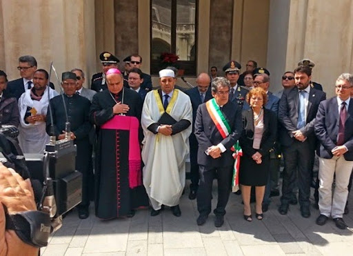 Catania, funeali migranti, sindaco Bianco, vescovo Gristina, imam