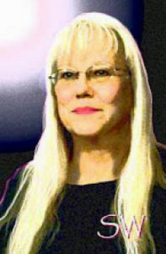 Female Investigative Journalists And Ufo Research Annie Jacobsen