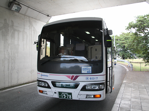 西日本鉄道「フェニックス号」　6017　八代IC到着