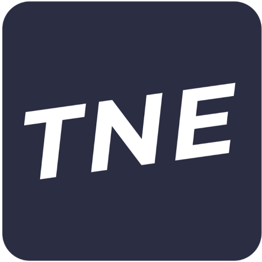 Train with Nat & Ese logo