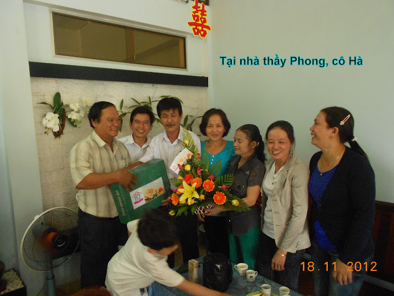 Hoạt động của 87TưNghĩa nhân ngày Nhà giáo Việt Nam 20/11/2012  DSCN3552