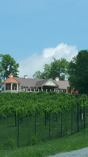 Cana Vineyards and Winery of Middleburg
